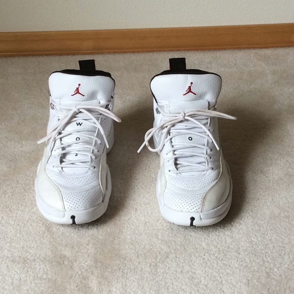 Jordan 12 - Picture 2 of 5